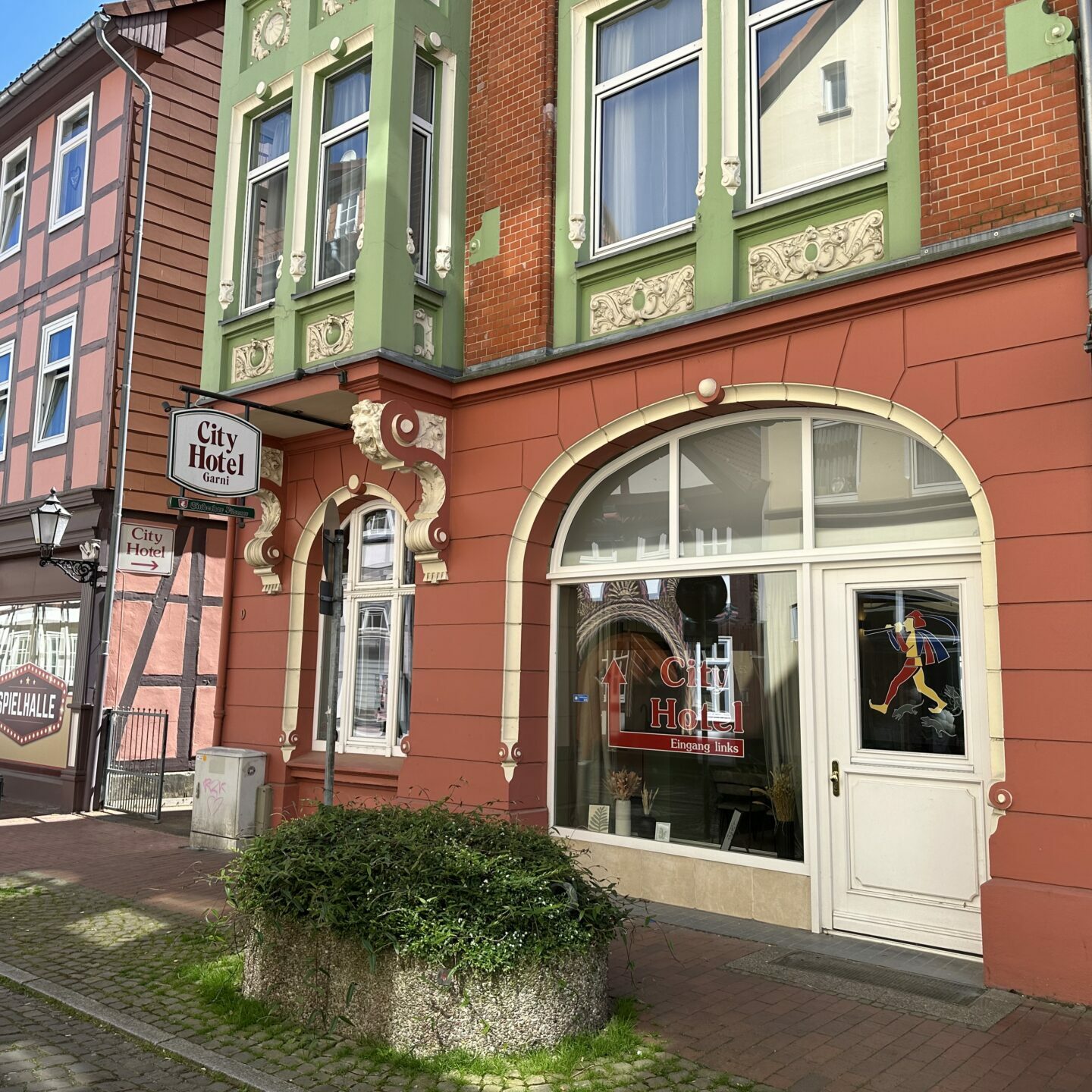 City Hotel Hameln - Eingang in der Altstadt
